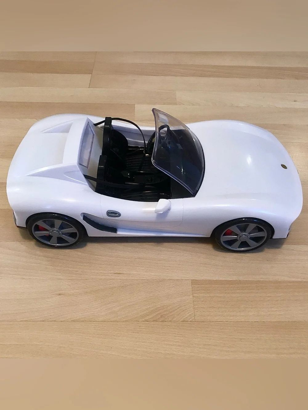 Rainbow High Color Changing White Convertible Car for RH Dolls — 8 Colors!